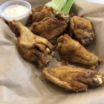 Double Decker - Salt and pepper 6 piece wings - Chicken Wings Near Me - San Francisco, California