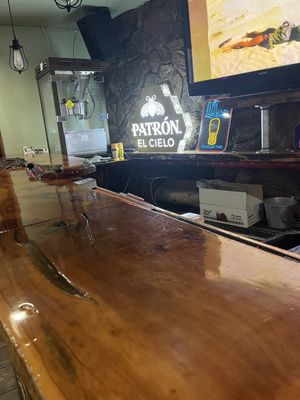 Tom's Tavern by null