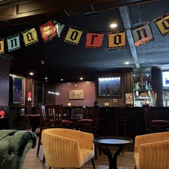 The Manor Bar - Bars Near Me - Anaheim, California The Manor Bar - Bars Near Me - Anaheim, California