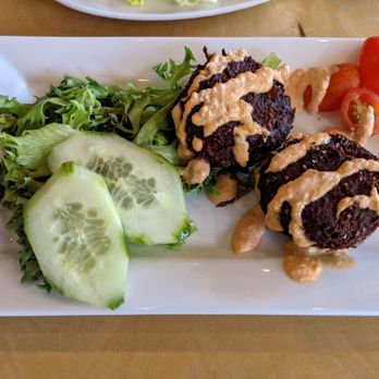 The Bistro at the Everett Hotel - Amazing trout cakes - New American Near Me - Bryson City, North Carolina The Bistro at the Everett Hotel - Amazing trout cakes - New American Near Me - Bryson City, North Carolina