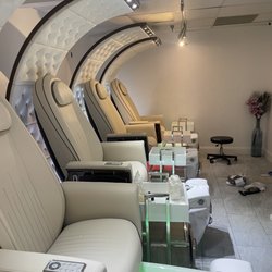 Chocolate Salon & Spa - Pedicure area