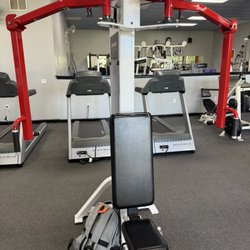 Body Zone Health & Fitness Club - Peck Deck Fly Machine (My personal favorite machine at BodyZone)