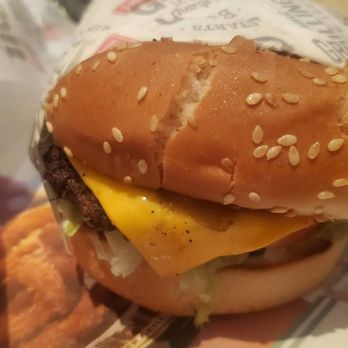 Habit Burger & Grill - Cheese burger - Burgers Near Me - Los Banos, California Habit Burger & Grill - Cheese burger - Burgers Near Me - Los Banos, California