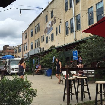 El Kimchi - Nothing better than fresh brewed Wedge Brewing beer, great food and an outdoor beer garden. Loving the Asheville scene! - Food Trucks Near Me