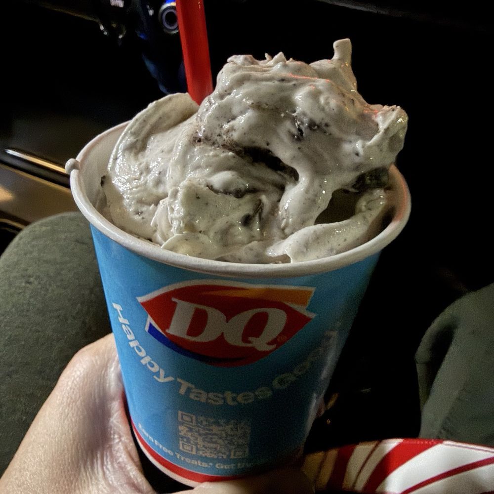 Dairy Queen - Peppermint Bark Blizzard w/ Oreo - Ice Cream & Frozen Yogurt Near Me - Toledo, Ohio