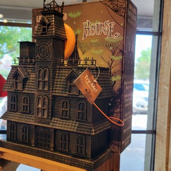 Cracker Barrel Old Country Store - Haunted house - American Near Me - Sioux Falls, South Dakota Cracker Barrel Old Country Store - Haunted house - American Near Me - Sioux Falls, South Dakota