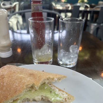 Byward Kitchen & Bar - British Near Me - London, XGL Byward Kitchen & Bar - British Near Me - London, XGL