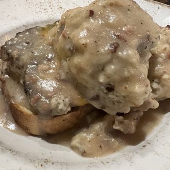 Ben Franklins Taproom and Grille - Open Faced Meatloaf Sandwich - American Near Me - New Castle, Pennsylvania