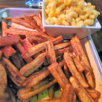 Honi Honi Tiki Lounge - Tiki Bars Near Me - Edmonton, Alberta