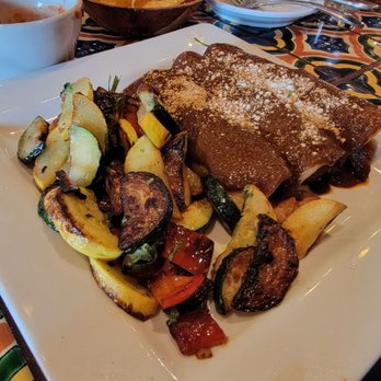Mi Nueva Tierra - Enchiladas de Mole. Delish! - Mexican Near Me - Chicago, Illinois Mi Nueva Tierra - Enchiladas de Mole. Delish! - Mexican Near Me - Chicago, Illinois