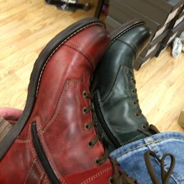Great selection of comfortable shoes and boots. Helpful friendly staff. Great selection of comfortable shoes and boots. Helpful friendly staff.