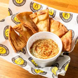 Gyro Republic - Hummus with Pita Chips - Soft and Crispy