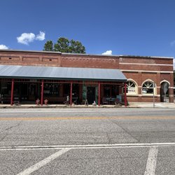 Cove Creek Emporium - Front of Cove Creek Emporium