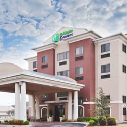 Holiday Inn Express & Suites Midwest City