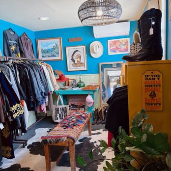 The End - Used, Vintage & Consignment Near Me - Yucca Valley, California