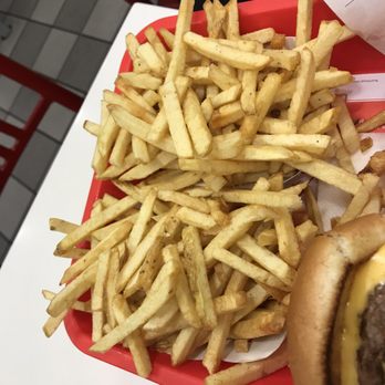 In-N-Out Burger - Fast Food Near Me - Oceanside, California