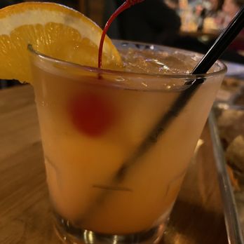 BJ's Restaurant & Brewhouse - New American Near Me - Melbourne, Florida