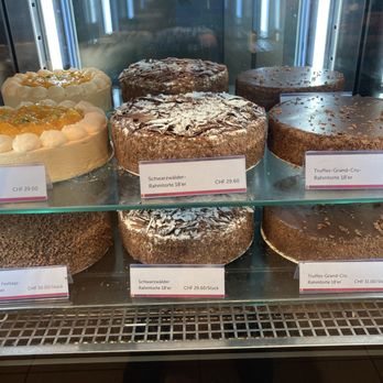 Konditorei Heini - Patisserie/Cake Shop Near Me - Luzern, LU Konditorei Heini - Patisserie/Cake Shop Near Me - Luzern, LU