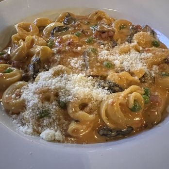 Roma Kitchen - Tortellini. This is the best meal that I have had since coming back from Italy. Are. You. Kidding. Me!!! This is amazing - Desserts Near Me - Las Vegas, Nevada Roma Kitchen - Tortellini. This is the best meal that I have had since coming back from Italy. Are. You. Kidding. Me!!! This is amazing - Desserts Near Me - Las Vegas, Nevada