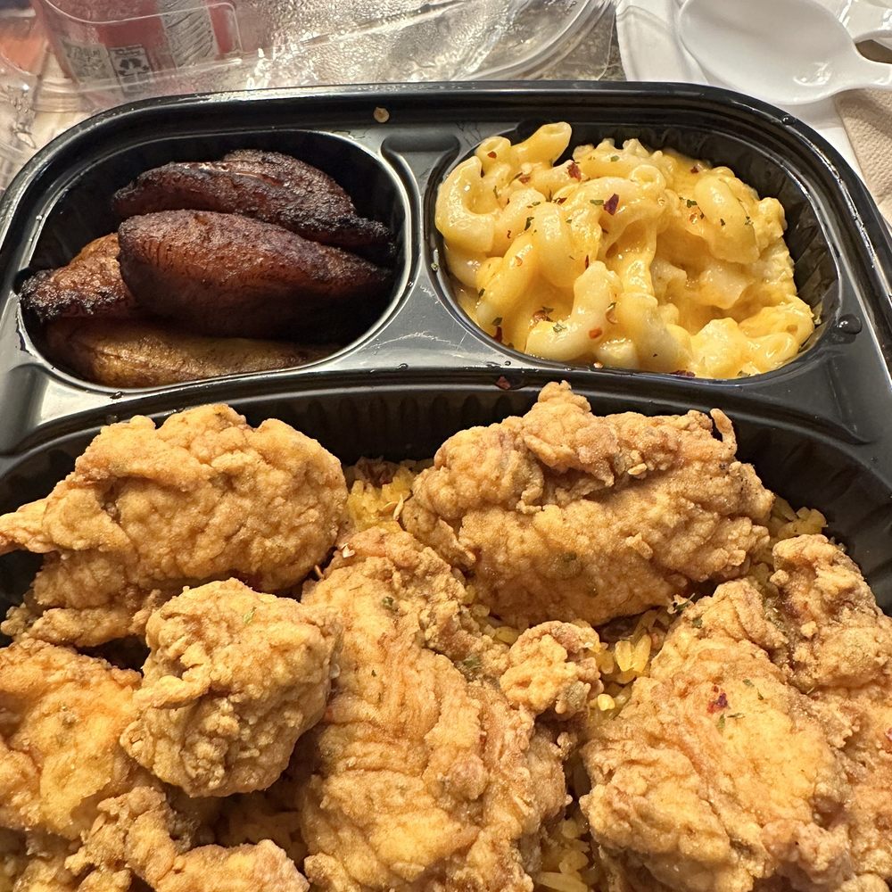 Cave Kitchen - Garlic chicken tenders, plantains, mac & cheese - Food Trucks Near Me - Dunellen, New Jersey Cave Kitchen - Garlic chicken tenders, plantains, mac & cheese - Food Trucks Near Me - Dunellen, New Jersey