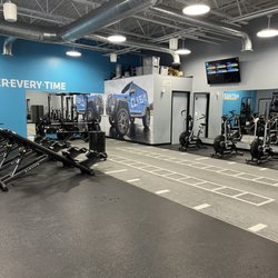 CLASS UFC GYM Munster - Workout area