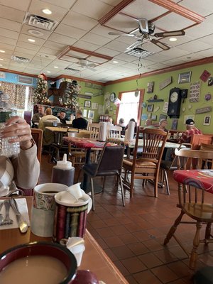 Shut Up and Eat by null