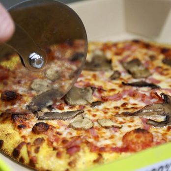 Hungry Howie's Pizza - Pizza made fresh to order - Pizza Near Me - Stockbridge, Michigan Hungry Howie's Pizza - Pizza made fresh to order - Pizza Near Me - Stockbridge, Michigan