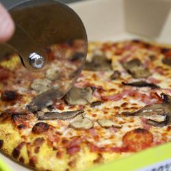 Hungry Howie's Pizza - Pizza made fresh to order
