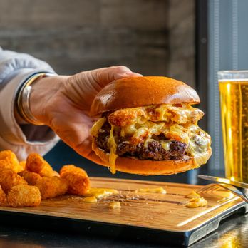 Emerson's Ale House - Mac N' Cheeseburger - Bars Near Me - Mount Prospect, Illinois