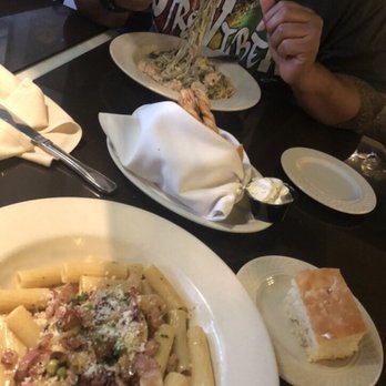 Bistro Casanova - Mediterranean Near Me - Kahului, Hawaii