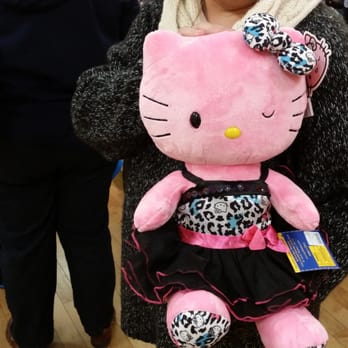 Build-A-Bear Workshop - My niece loves Hello Kitty.   Merry Christmas, sweetheart. - Toy Stores Near Me - Louisville, Kentucky