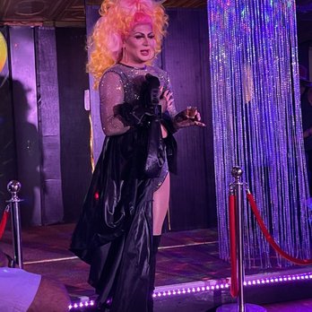 Eureka Live - a drag queen dressed in a costume - Dance Clubs Near Me - Eureka Springs, Arkansas Eureka Live - a drag queen dressed in a costume - Dance Clubs Near Me - Eureka Springs, Arkansas