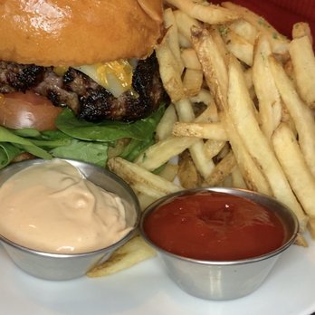 Flamingobaby Kitchen - Build-your-own burger - Caribbean Near Me - Brooklyn, New York Flamingobaby Kitchen - Build-your-own burger - Caribbean Near Me - Brooklyn, New York