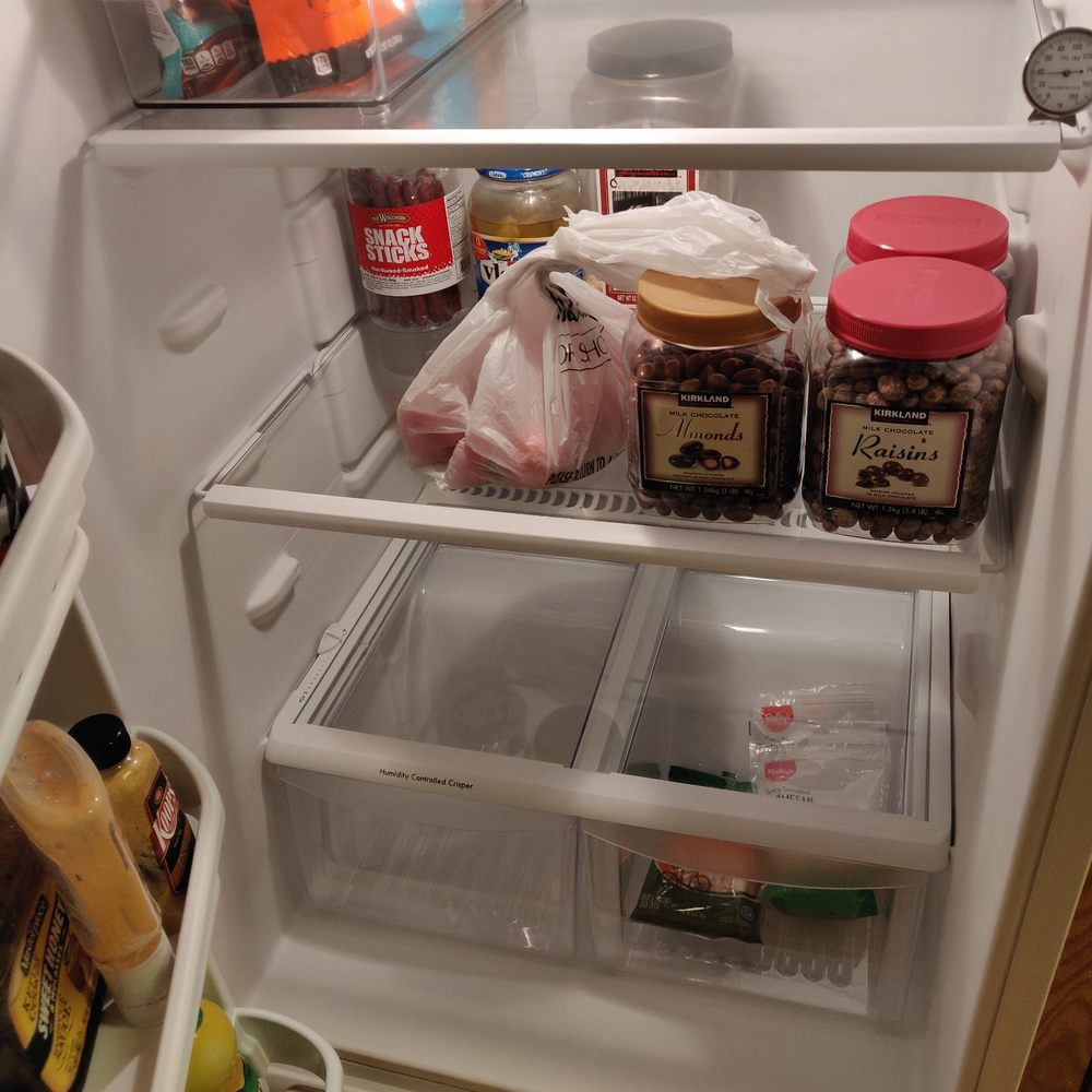 Linnsey's Cleaning Services - This fridge looks new! - Office Cleaning Near Me - Granite Bay, California Linnsey's Cleaning Services - This fridge looks new! - Office Cleaning Near Me - Granite Bay, California