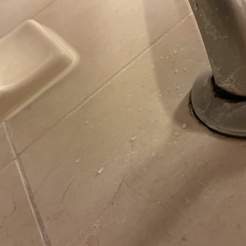 DoubleTree by Hilton Hotel Lafayette - Mold under the grab bar. Housekeepers appear to clean the surface but not the whole. - Hotels Near Me - Lafayette, Louisiana