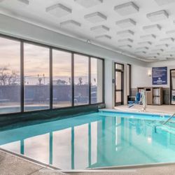 Drury Inn & Suites Champaign - Clean refreshing indoor outdoor pool.