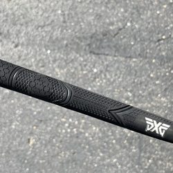 DICK'S Sporting Goods - Midsize grip to match full set.