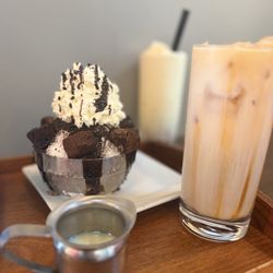 LUMI Dessert Cafe