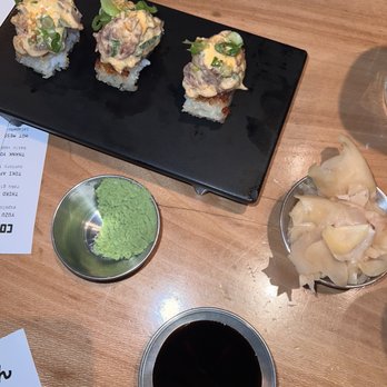 SUSHI-SAN - Spicy Tuna Roll - Sushi Bars Near Me - Chicago, Illinois SUSHI-SAN - Spicy Tuna Roll - Sushi Bars Near Me - Chicago, Illinois