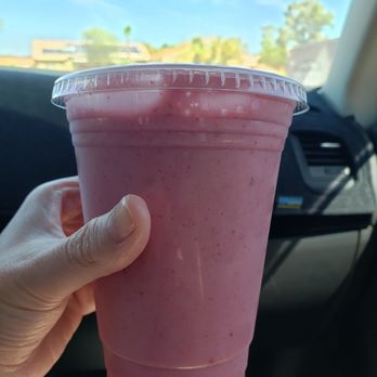 Kneaders Bakery & Cafe - Razzelberry Smoothie - Bakeries Near Me - Henderson, Nevada Kneaders Bakery & Cafe - Razzelberry Smoothie - Bakeries Near Me - Henderson, Nevada