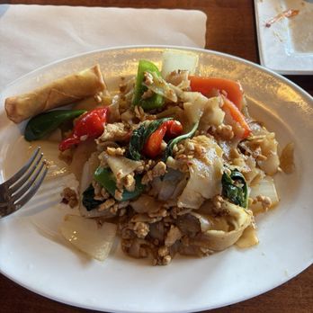 Royal Thai - Spicy noodle taste good - Thai Near Me - Dallas, Texas Royal Thai - Spicy noodle taste good - Thai Near Me - Dallas, Texas