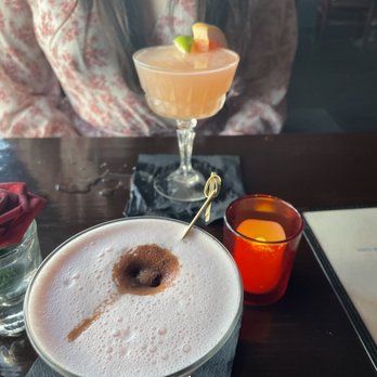 Birch Street Uptown Lounge - Hemingway Daiquiri and Pink Squirrel - Lounges Near Me - Camas, Washington