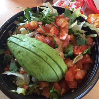 Del Taco - Avocado veggie bowl ! Good new healthier Choice . Rice, black beans, avocado, tomatoes, onions, lettuce - Vegan Near Me - Aurora, Colorado Del Taco - Avocado veggie bowl ! Good new healthier Choice . Rice, black beans, avocado, tomatoes, onions, lettuce - Vegan Near Me - Aurora, Colorado