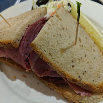 Max and Benny's Restaurant - Corned Beef - Delis Near Me - Northbrook, Illinois Max and Benny's Restaurant - Corned Beef - Delis Near Me - Northbrook, Illinois