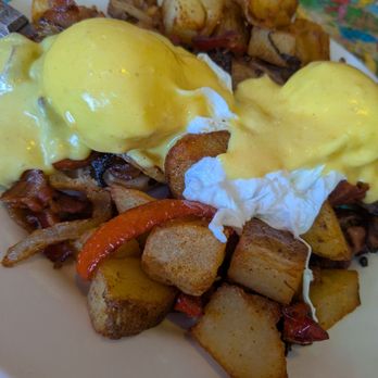 Pick Me Up Cafe - Bacon Benny - New American Near Me - Chicago, Illinois