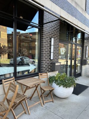Arriviste Coffee Roasters — Shadyside by null