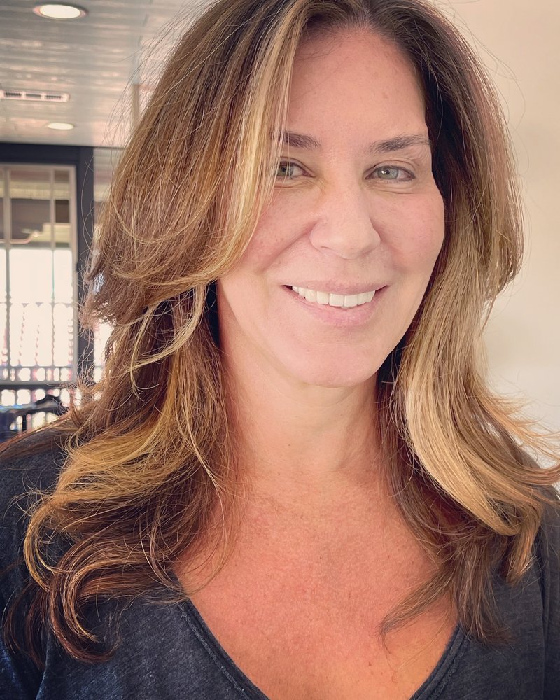 Malibu Hair By Sade Logo