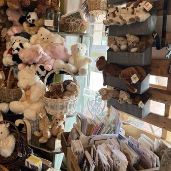Riley's Flowers - Florists Near Me - Santa Barbara, California