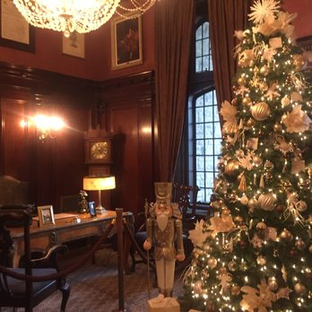 Casa Loma - Museums Near Me - Toronto, Ontario