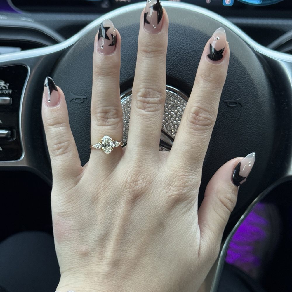Eastvale Nails Spa - Gel-X Short Almond Manicure - Nail Salons Near Me - Eastvale, California Eastvale Nails Spa - Gel-X Short Almond Manicure - Nail Salons Near Me - Eastvale, California